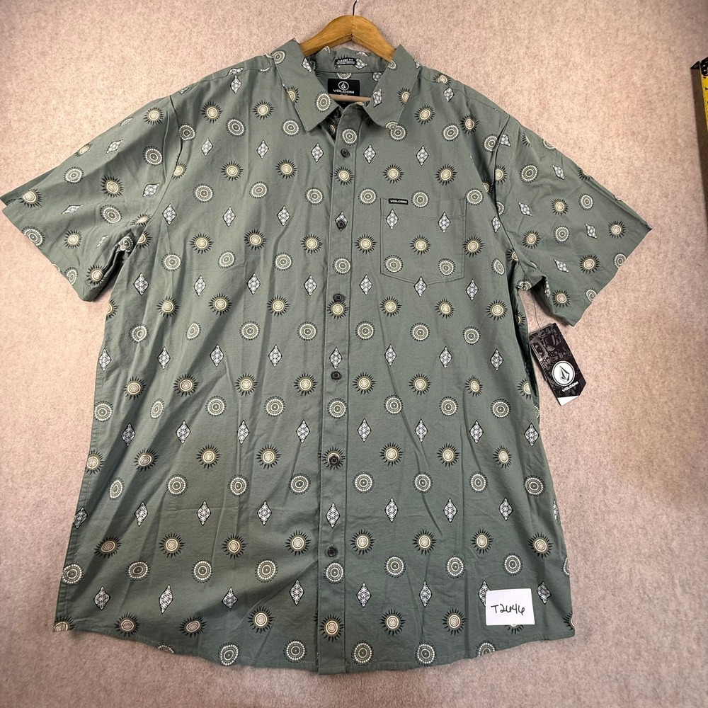NWT Volcom Mens XXL Green Geometric Sun Print Short Sleeve Button Down Shirt